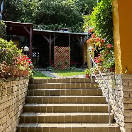 Πανσιόν Ovar 12 Vendeghaz 3*