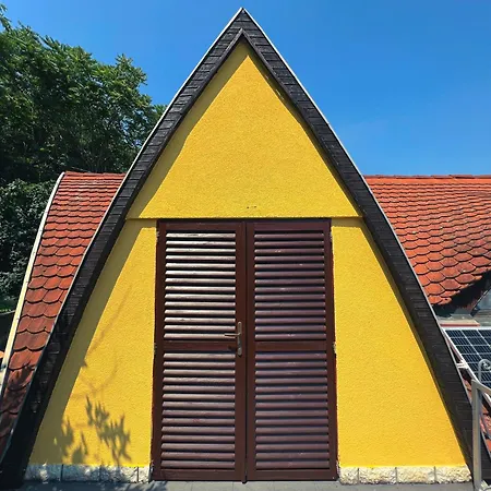 Ovar 12 Vendeghaz 3*