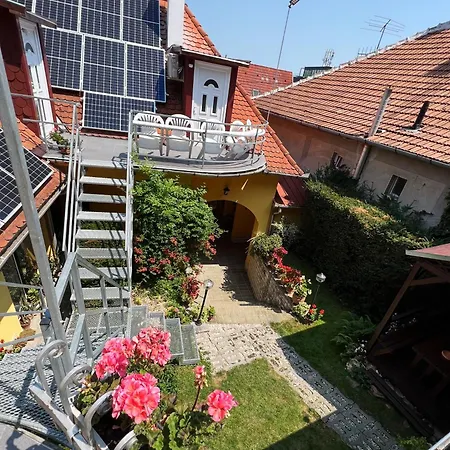 Ovar 12 Vendeghaz 3* Tokaj