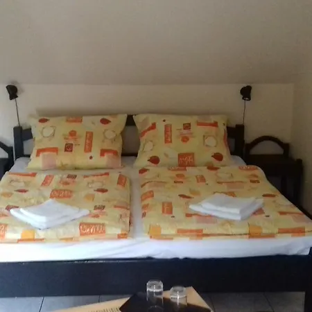 Ovar 12 Vendeghaz 3* Tokaj