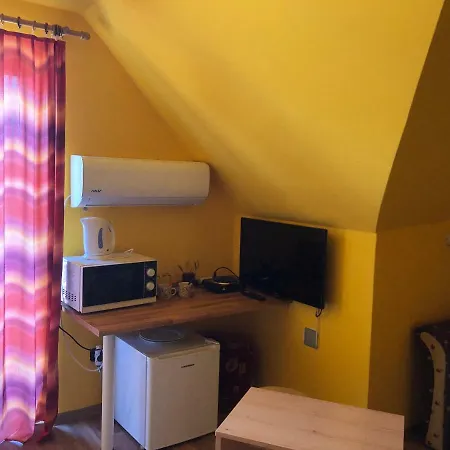 Ovar 12 Vendeghaz 3*