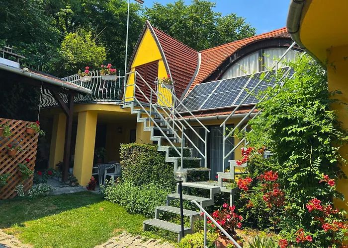 Ovar 12 Vendeghaz Gasthof